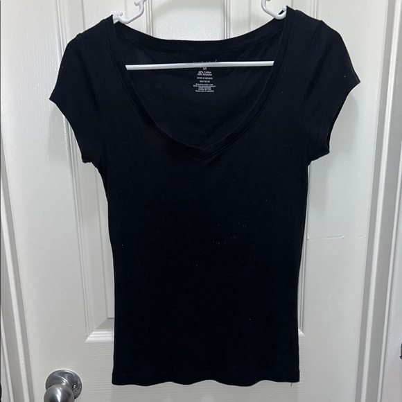 Wet Seal Black Fitted Cap Sleeve T-Shirt - Picture 1 of 3